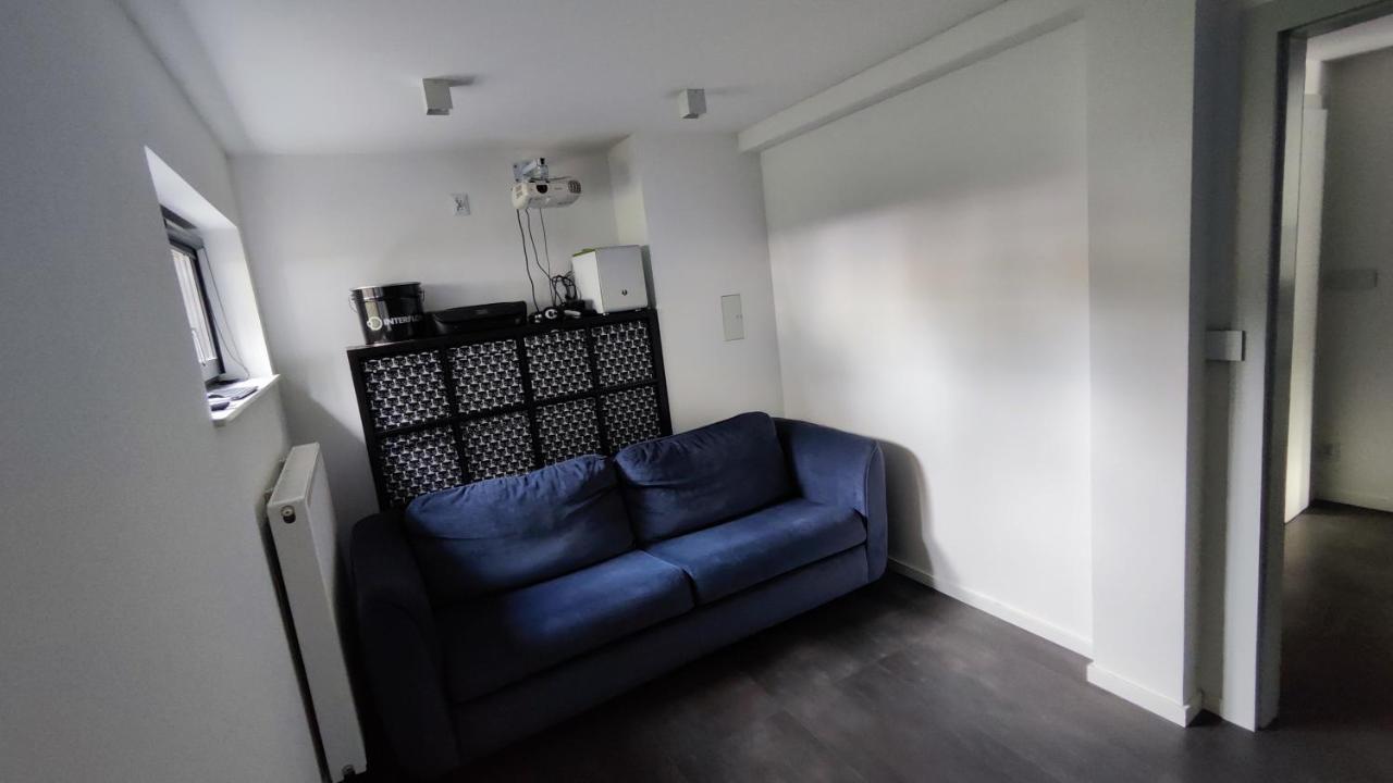 Metro-House 24H --Fakturavat-- Apartment Sroda Slaska Luaran gambar