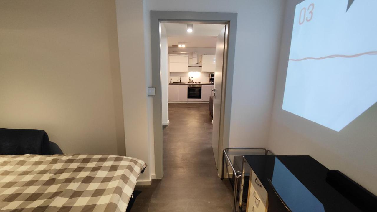 Metro-House 24H --Fakturavat-- Apartment Sroda Slaska Luaran gambar